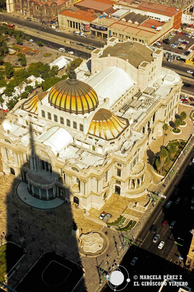 Vista al Palacio de Bellas Artes desde el mirador panorámico de la Torre Latinoamericana