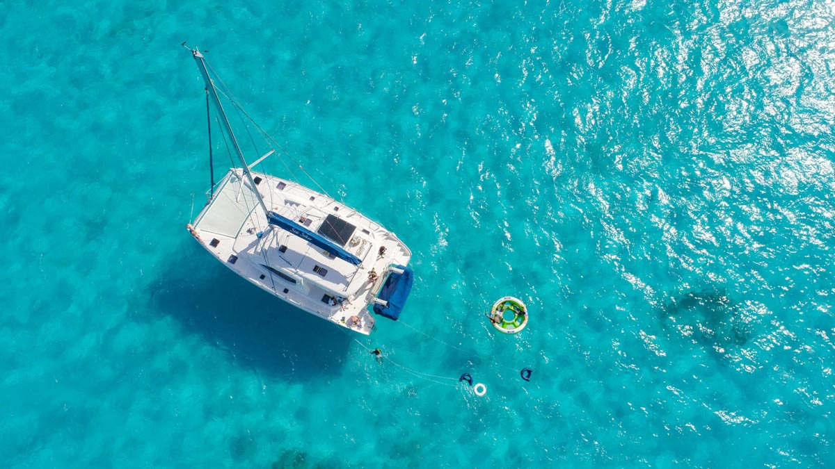 Excursión en catamarán en Riviera Maya