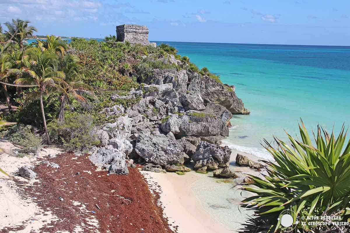 Ruinas de Tulum frente al mar