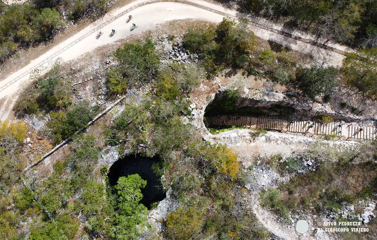 Cenote Xooch visto desde el aire